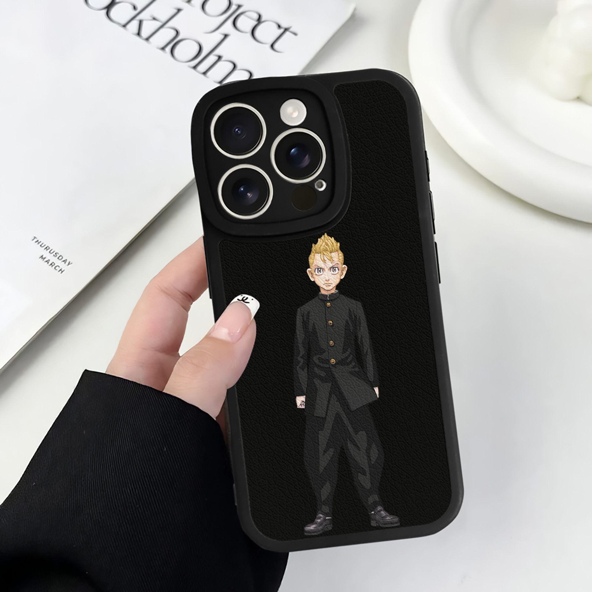 （画像用） 東京リベンジャーズ Tokyo Revengers 【iPhone 16シリーズ対応】シリコンスマホケース（レザー調） 材質：シリコン